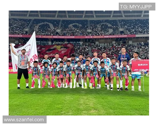 杭州足球队灵活性分析与战术创新探讨